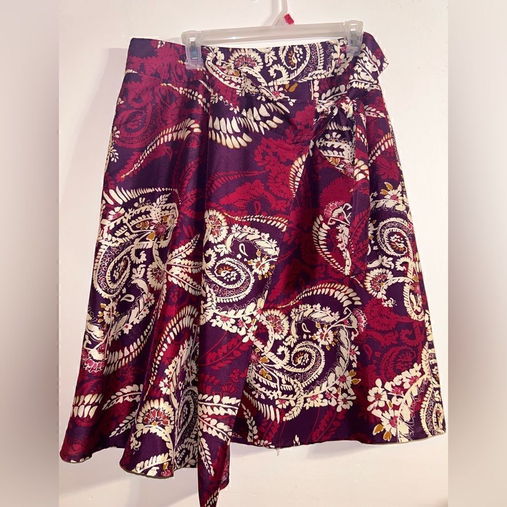 Talbots 100% silk wrap around skirt size 8